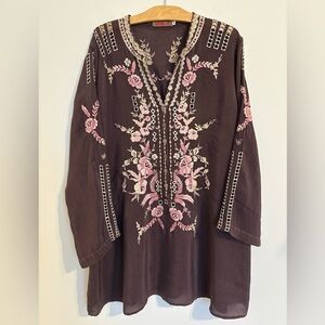 Johnny Was Clio long-sleeve embroidered tunic